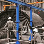 Horizontales Schienensystem ALTIRAIL bei VERTIC für Wartung auf Maschinen