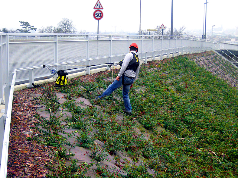 Horizontales Schienensystem ALTIRAIL bei VERTIC