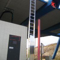 VERTIC massgeschneidertes System: Steigleiter