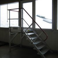 VERTIC massgeschneidertes System: Treppe