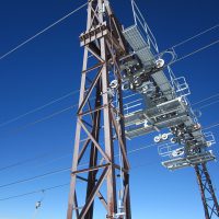 Vertikales Fallschutsystem VERTILIGNE VERTIC auf Masten