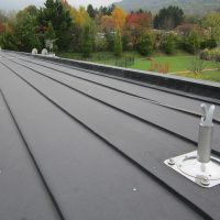 Horizontales Seilsicherungssystem BATILIGNE bei VERTIC auf Zink